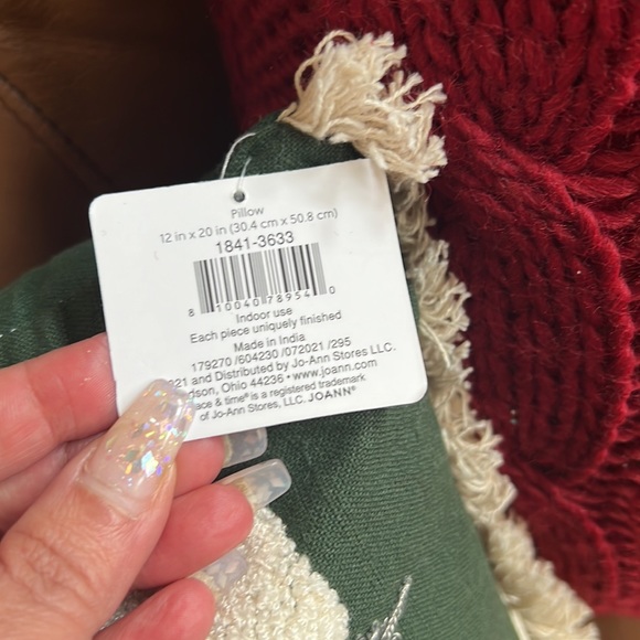 Place & Time Wonderland pillow collections, 3 pieces set total price is $140 - Picture 9 of 13